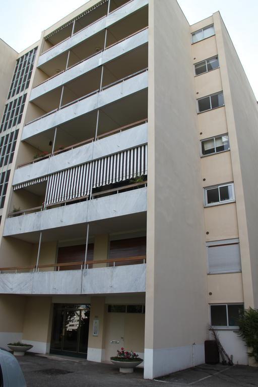 Les Hauts De Perrache Panzió Sainte-Foy-lès-Lyon Kültér fotó